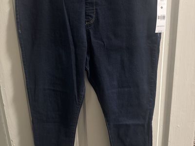 Women's jeans