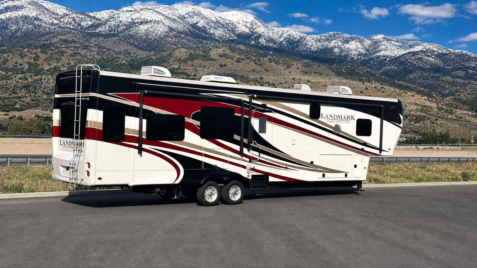 2015 Heartland Landmark 365