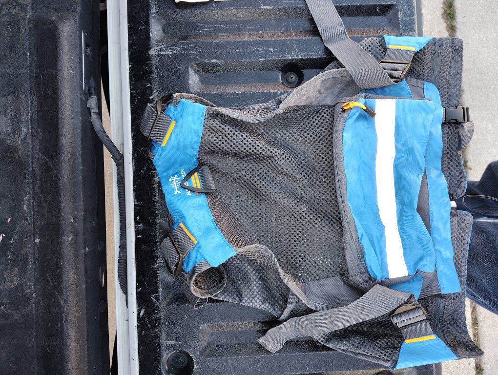 BASSDASH fishing vest