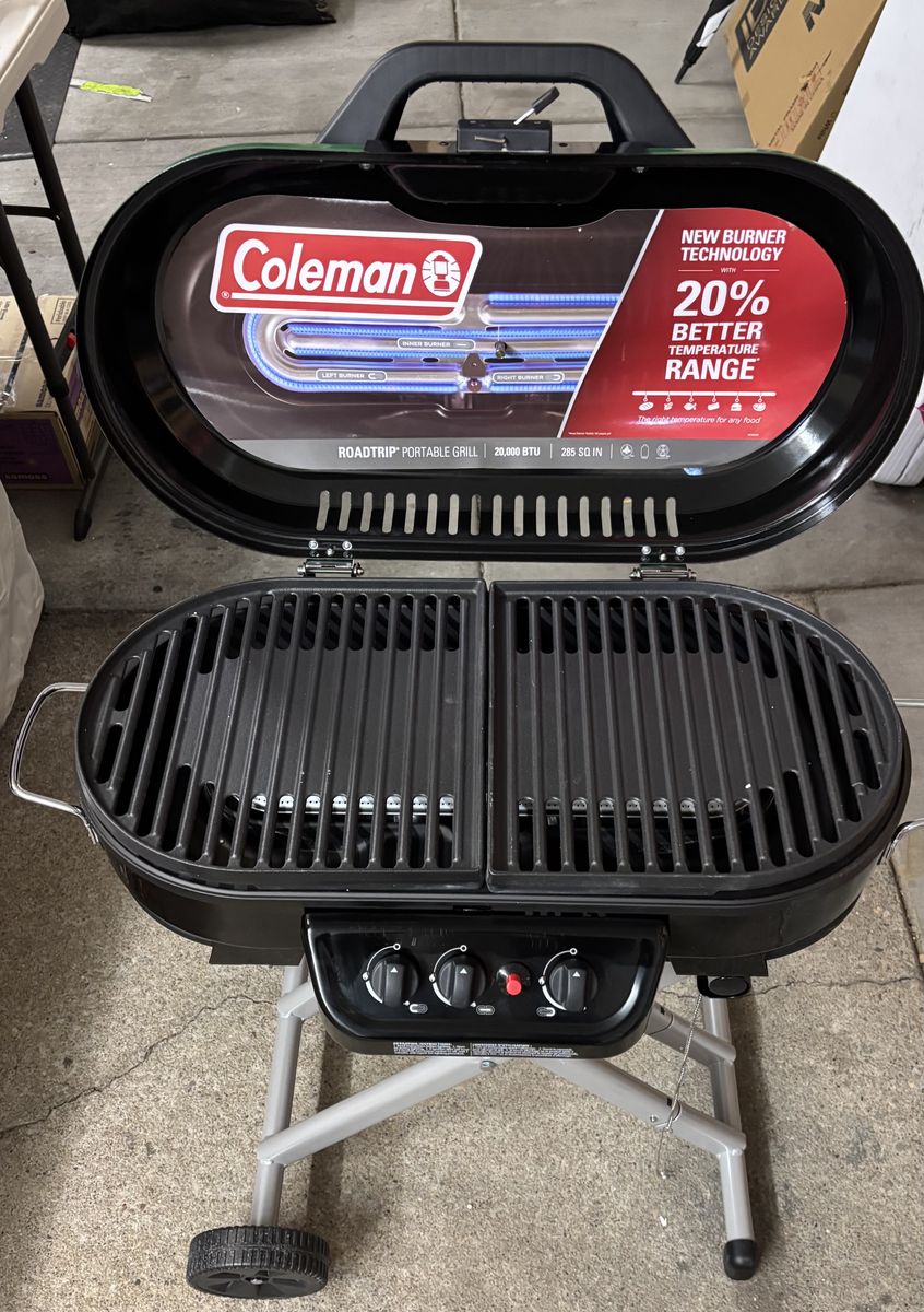 Coleman Roadtrip 3 Burner Portable Grille