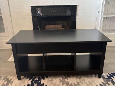 Black Lift-Top Coffee Table with Storage Shelves