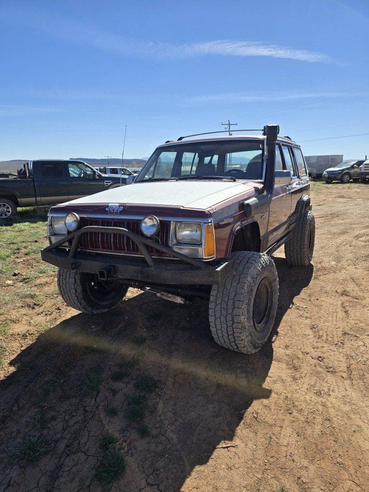 1992 JEEP CHEROKEE
