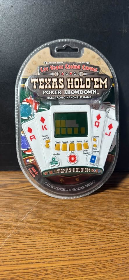 Las Vegas Casino Corner Texas Hold'em Poker Showdown Electronic Handheld Game