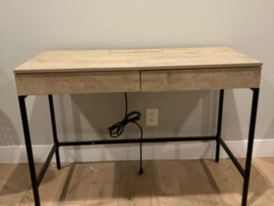 Modern target desk