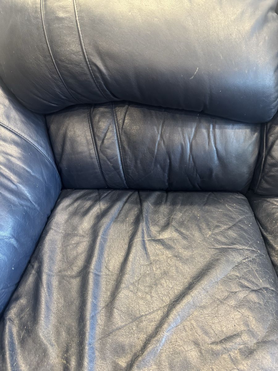 Main image 6