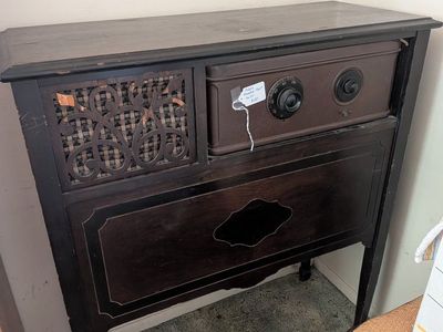 Vintage 1920s Wooden Radio Cabinet - Antique Dark Wood Console with Ornate Speaker Grille