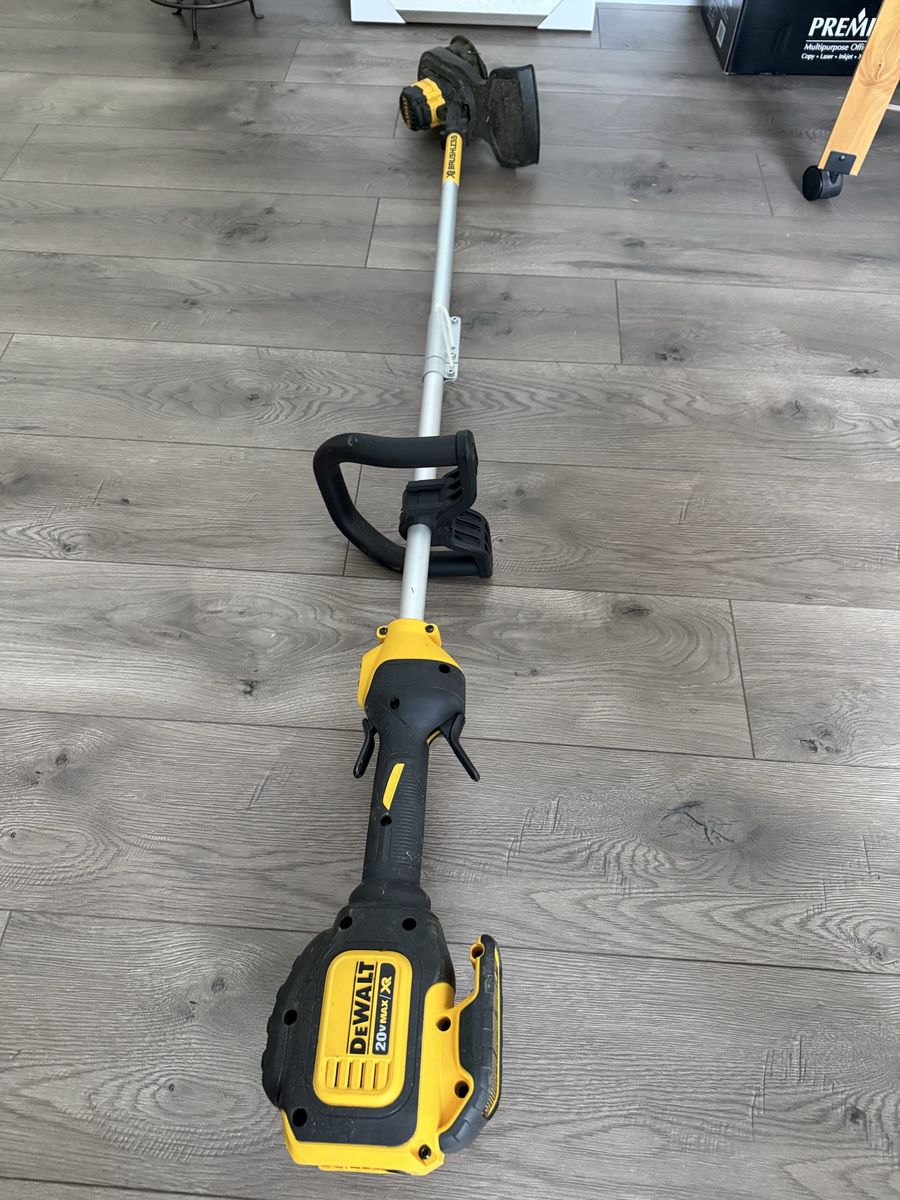 DeWalt DCST920 Trimmer Tool Only