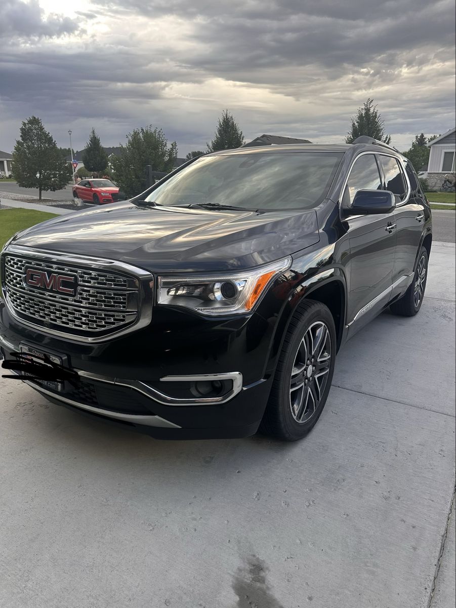 2018 GMC Acadia Denali