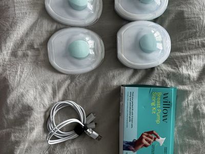 Willow Go Wearable Breast Pump Parts with Charging Cable and Nipple Flange Inserts & Sizing Kit