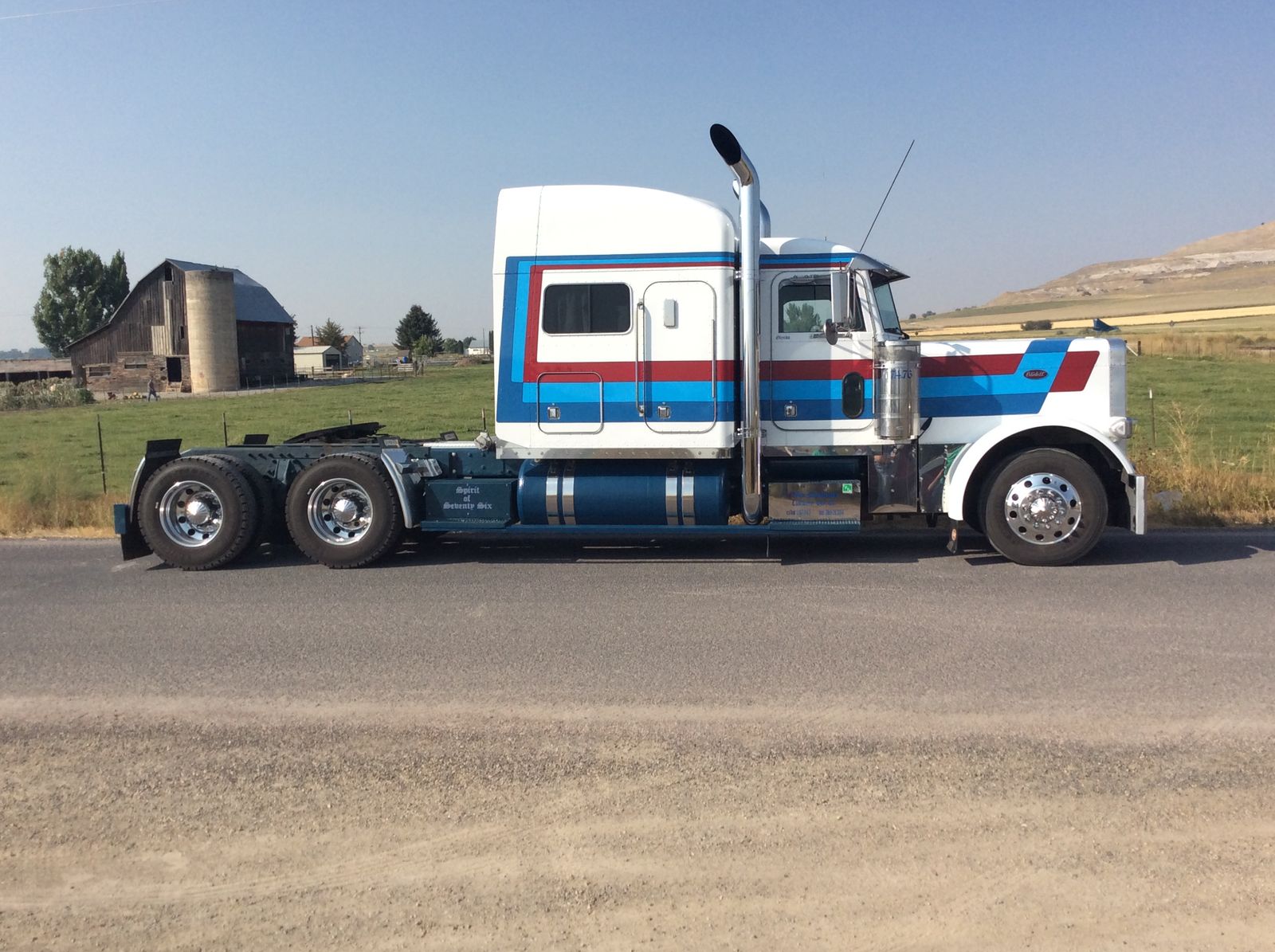 Peterbilt 379 (Spirit of '76)