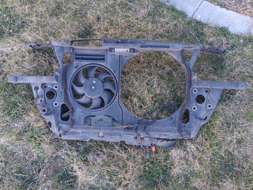 Audi 2000 C5 A6 2.7tt radiator core support with c
