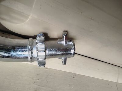 Royal Enfield INT GT 650 Exhaust Pipe & Silencer