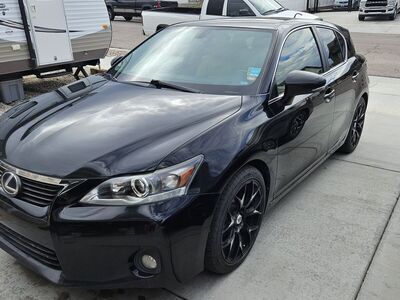 2011 LEXUS CT 200h