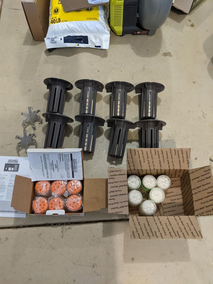 Termite bait stations
