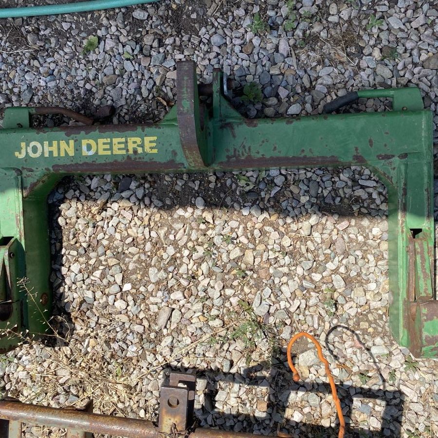 John Deere quick release hitch