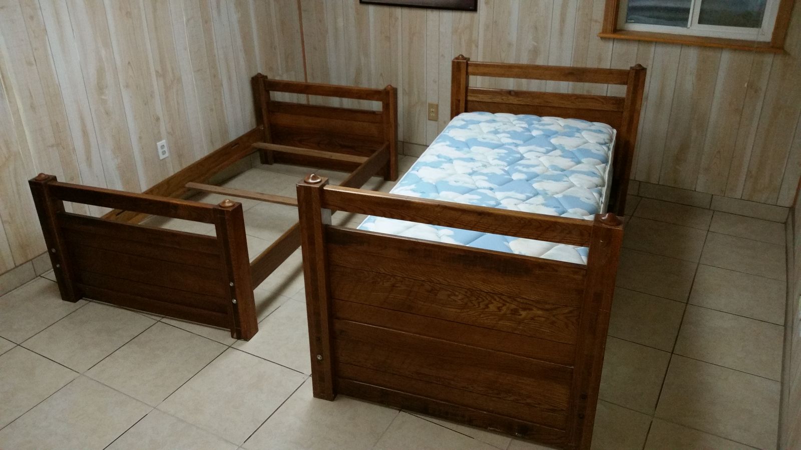 Solid Wood Convertible Bunk Bed Set with Ladder and Mattresses