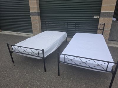 2 Nordic Style Black Metal twin beds /$100 each