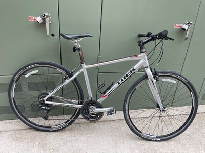 Trek 7.3 Road Bike SB47-25