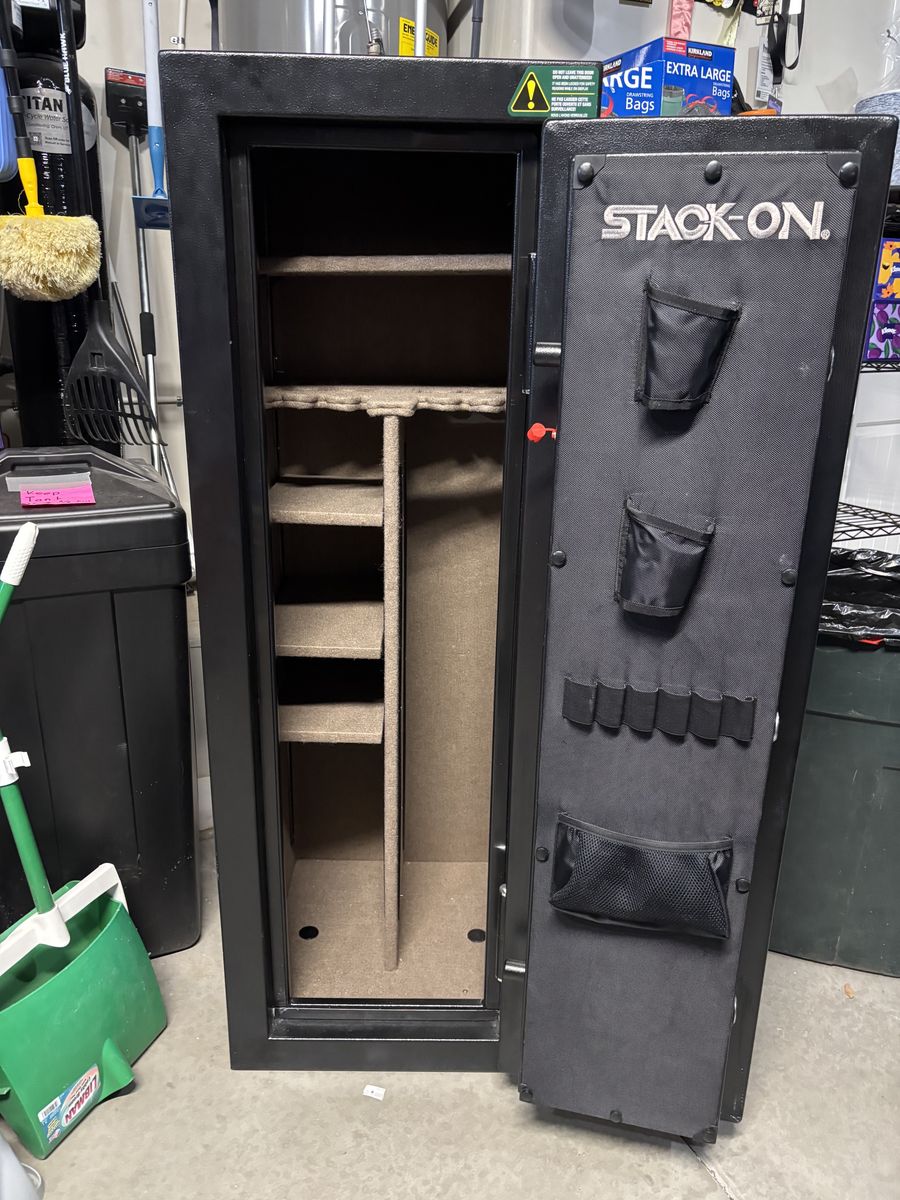 Stack-On Armorguard Gun Safe