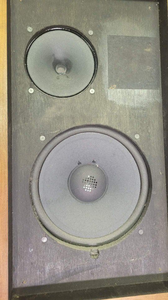 Main image 6