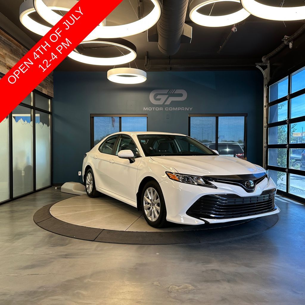 2020 Toyota Camry LE
