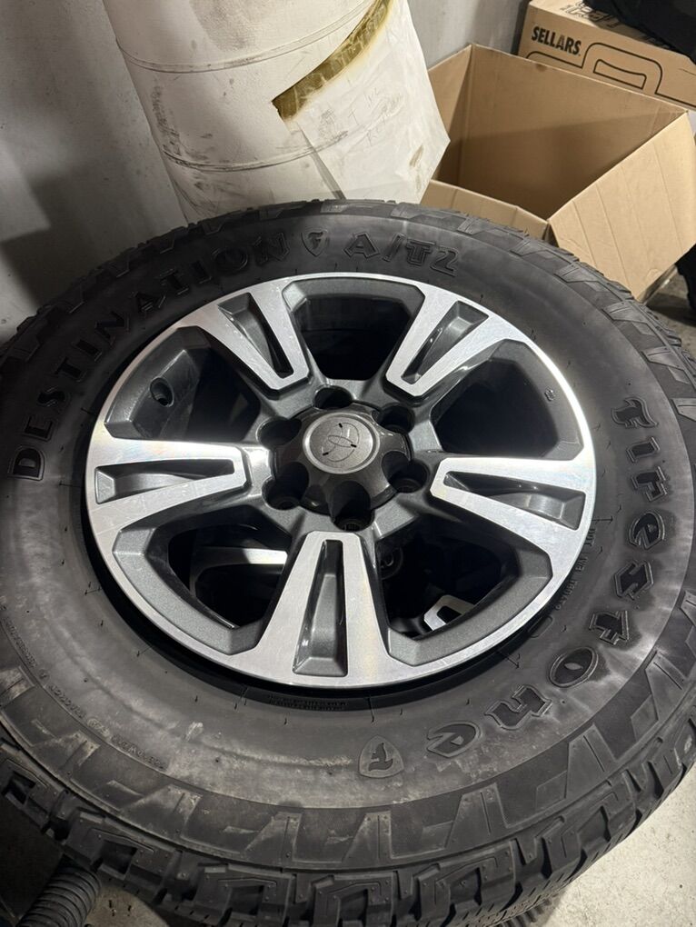 $400.00 2016 Toyota Tacoma 17 Wheels & Tires