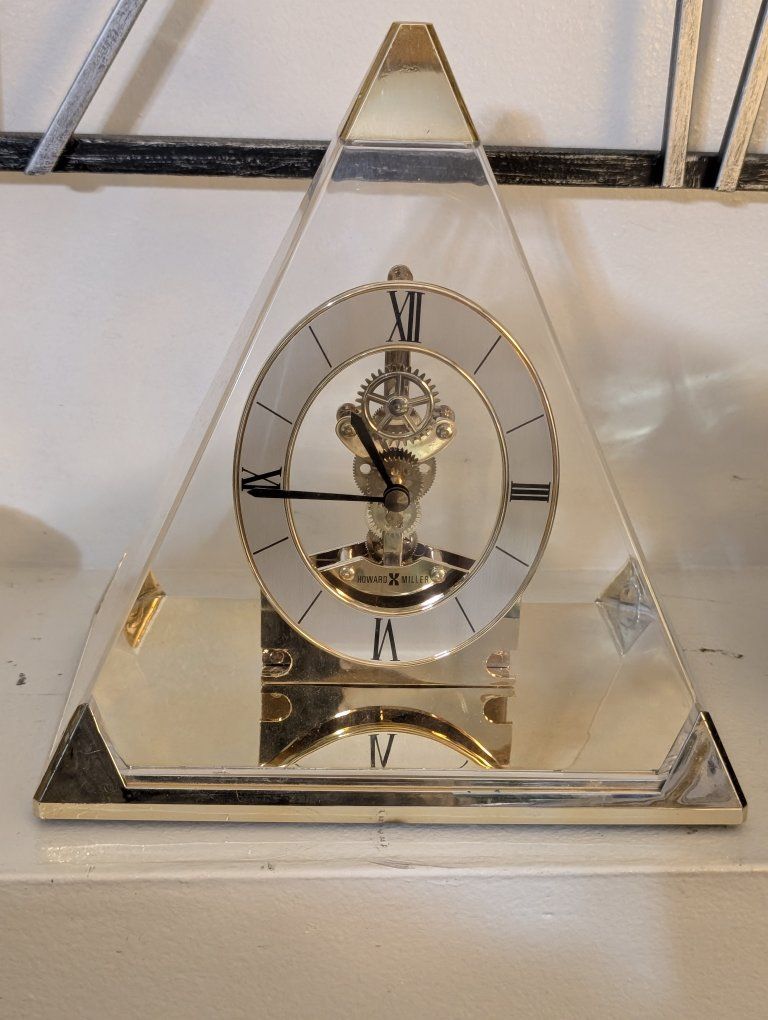 Howard & Miller 621-262 Pyramid Golden Gear Clock,