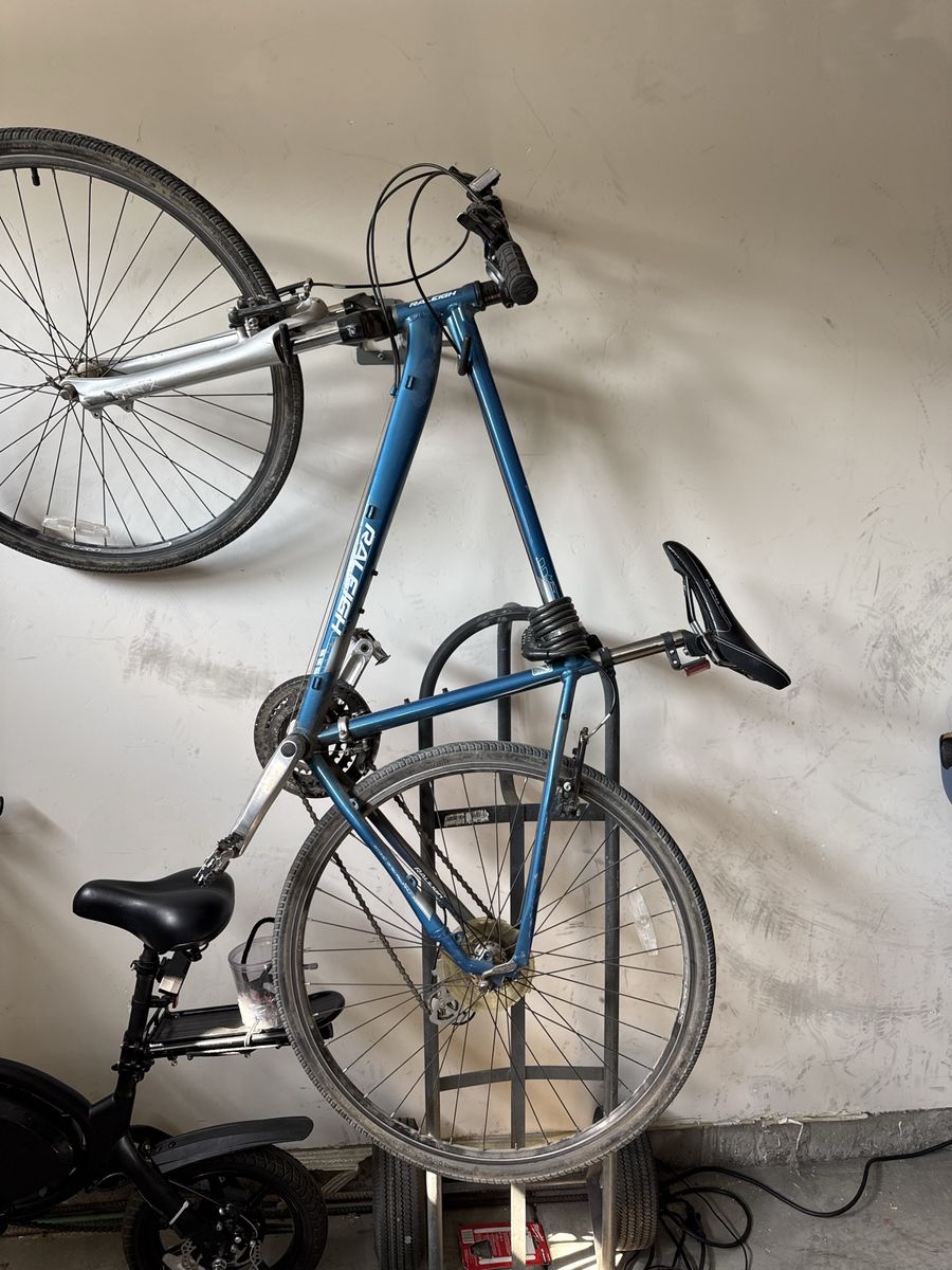 Men’s Raleigh Atomic 13 SL bike