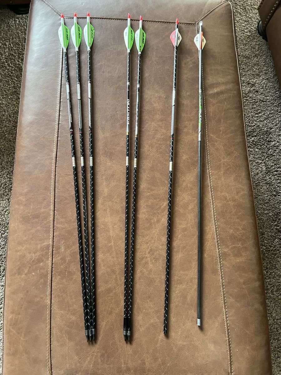 Miscellaneous Arrows. Easton FMJ 300 spine, Axis 340 spine