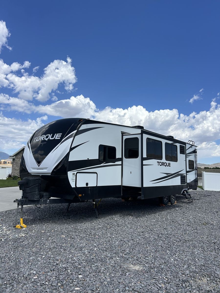 2021 Heartland Torque T32 Toy Hauler Travel Trailer with Rear & Side Patios