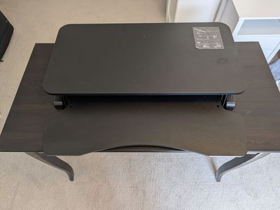 32 inch adjustable standing desk converter.