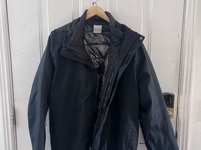 Columbia Black Interchange 3-in-1 Waterproof Ski Snowboard Jacket Men's XLarge