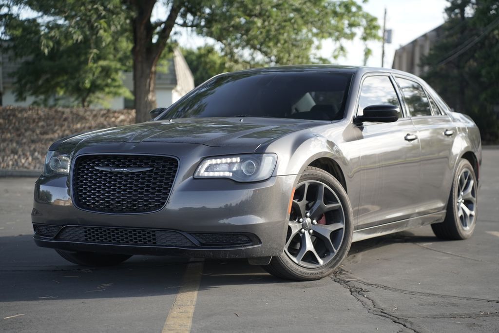 2020 Chrysler 300 Touring