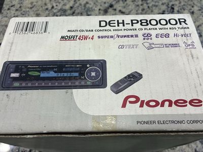 Vintage Pioneer DEH-P8000R Stereo - Mint in Original Box (Dolphin lcd)