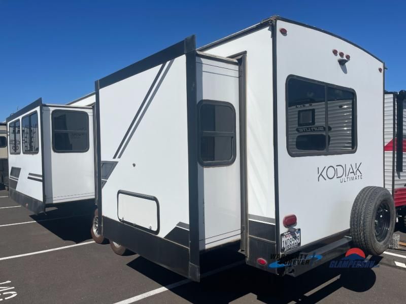 Main image 4