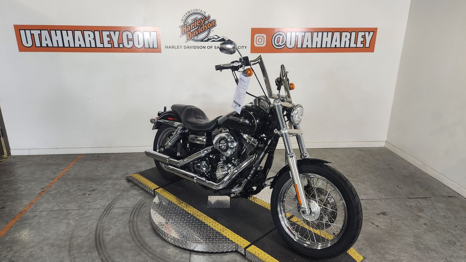 Harley-Davidson 2012 Dyna Super Glide Custom