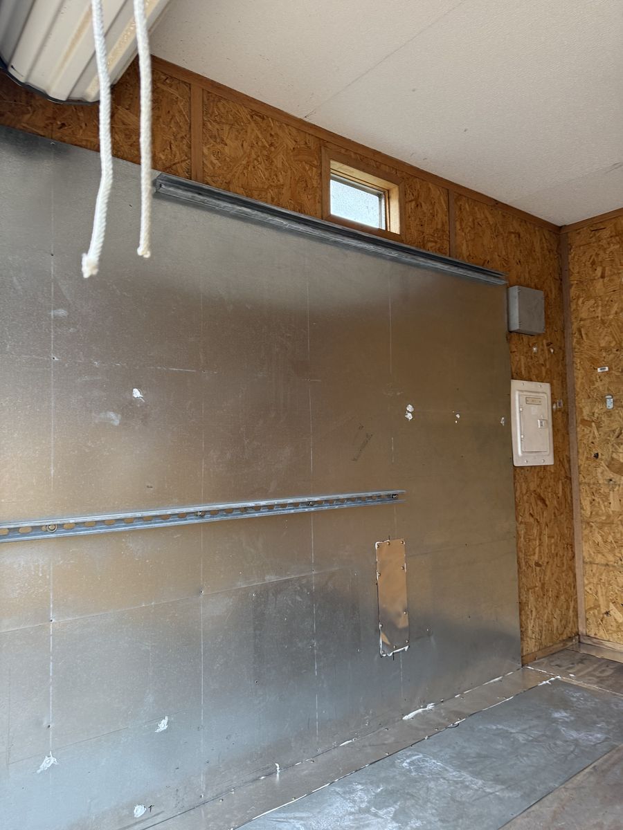 Main image 6