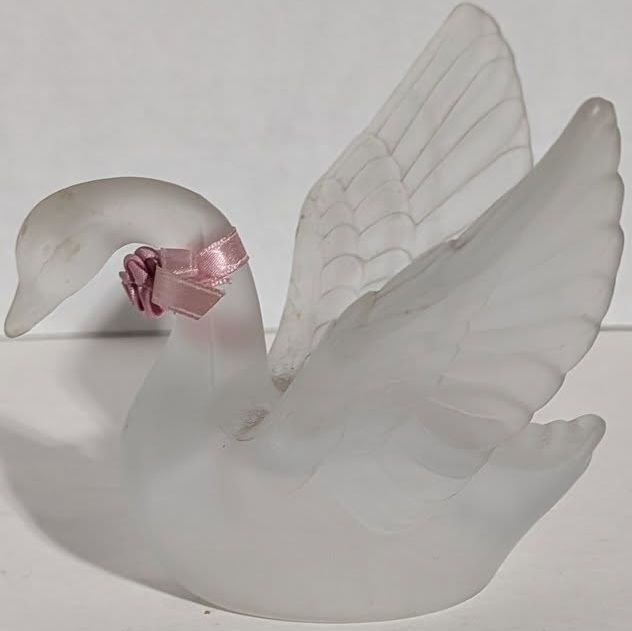 Swan "Knick Knack"