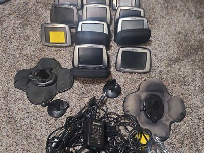 Lot of Garmin StreetPilot c550 GPS Units, Mounts, Cases & Chargers