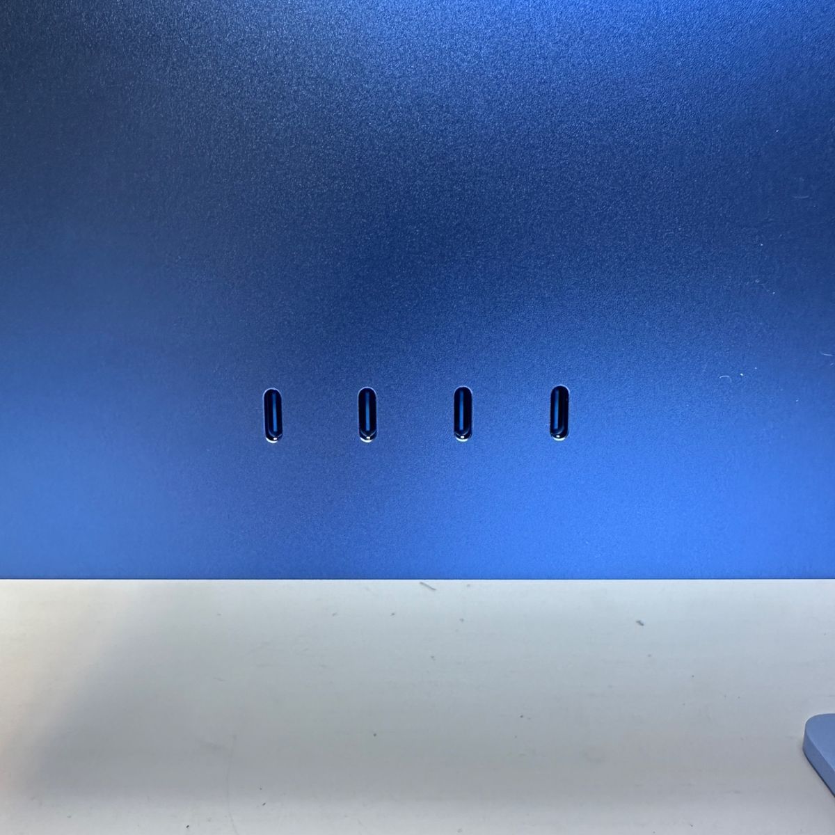 Main image 4