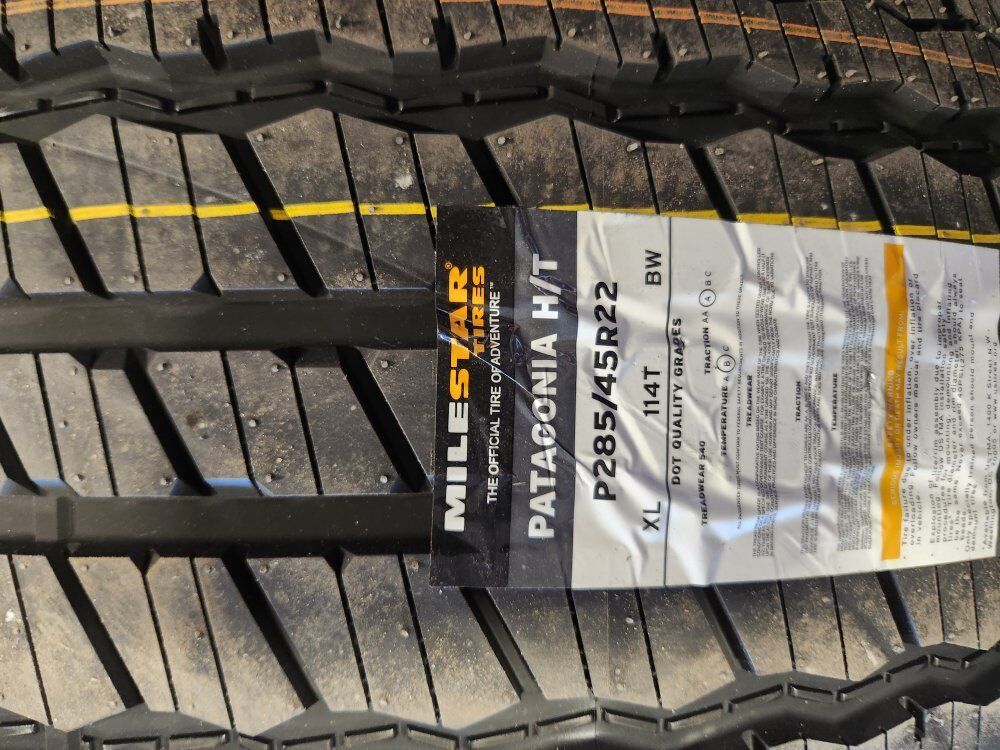 285/45r22 milestar Patagonia ht
