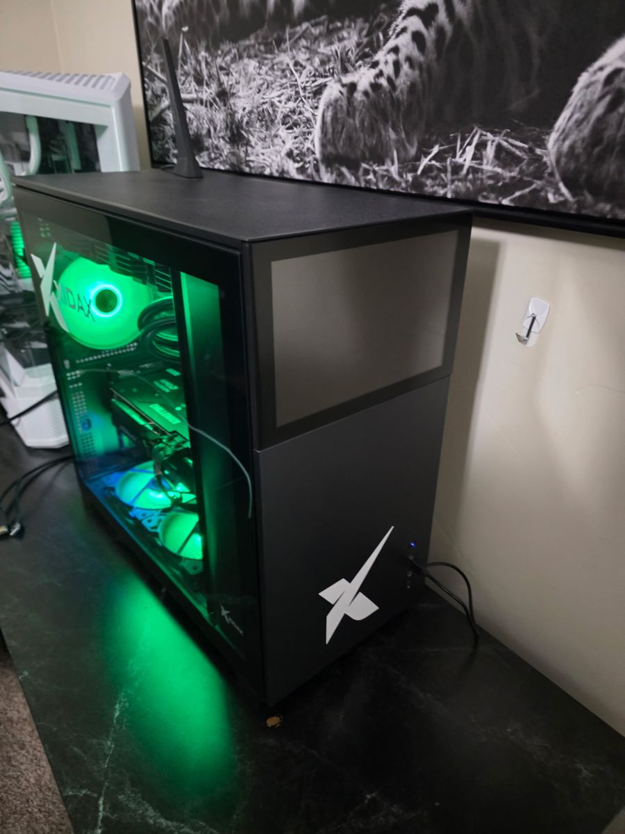 XIDAX High-End Gaming Computer- Ryzen 9 9900X3D, 32GB RAM, 2TB Storage