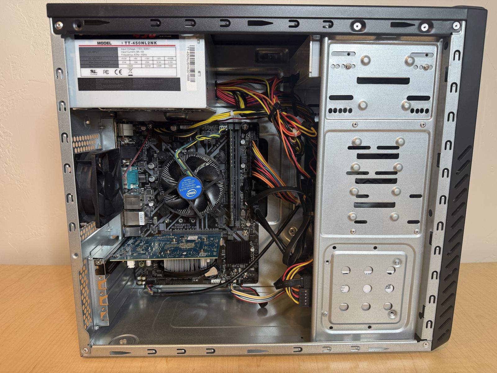 LIMA Custom Gaming computer with NVIDIA GTX 1650 and Windows 11