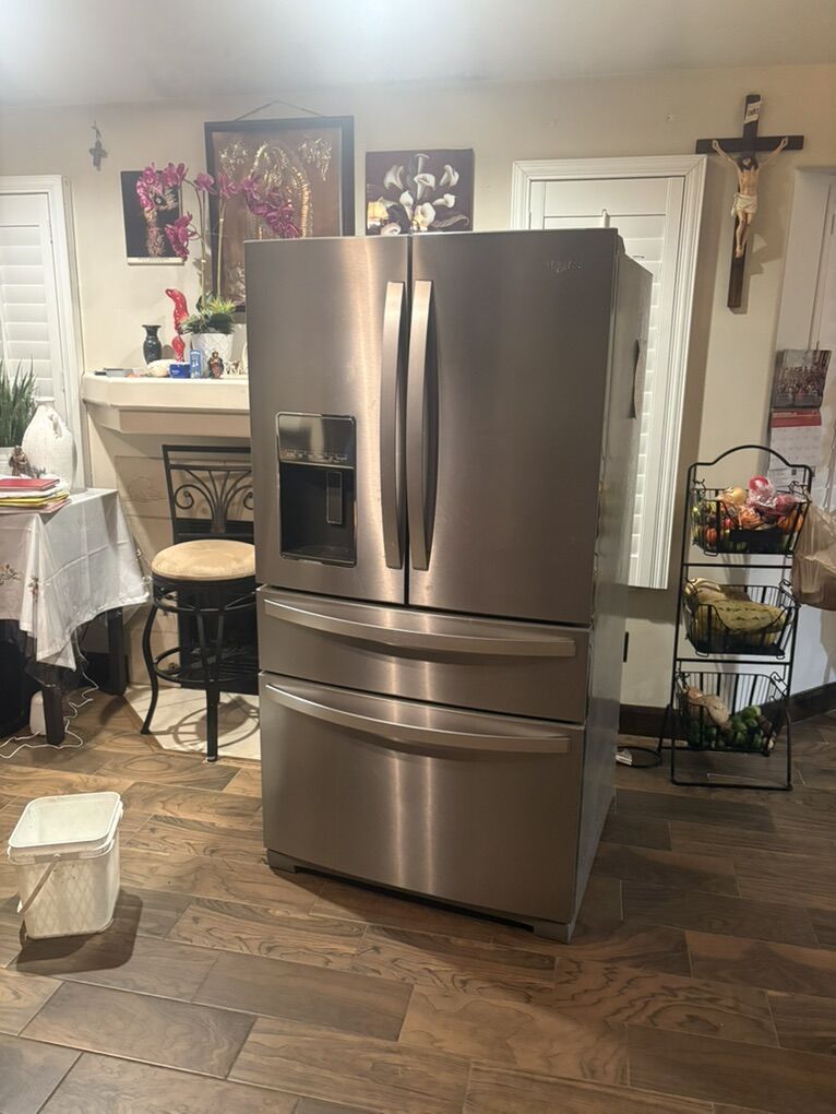 FREE whirlpool Fridge - Fair Condition