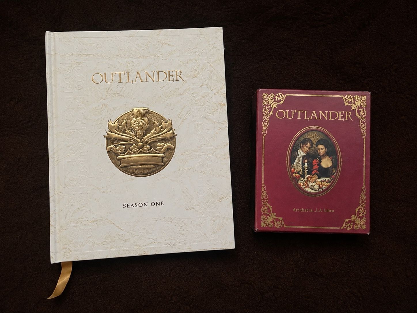 OUTLANDER Season 1 & 2 Collector’s Edition Blu-ray Sets – Complete w/ Collectibles
