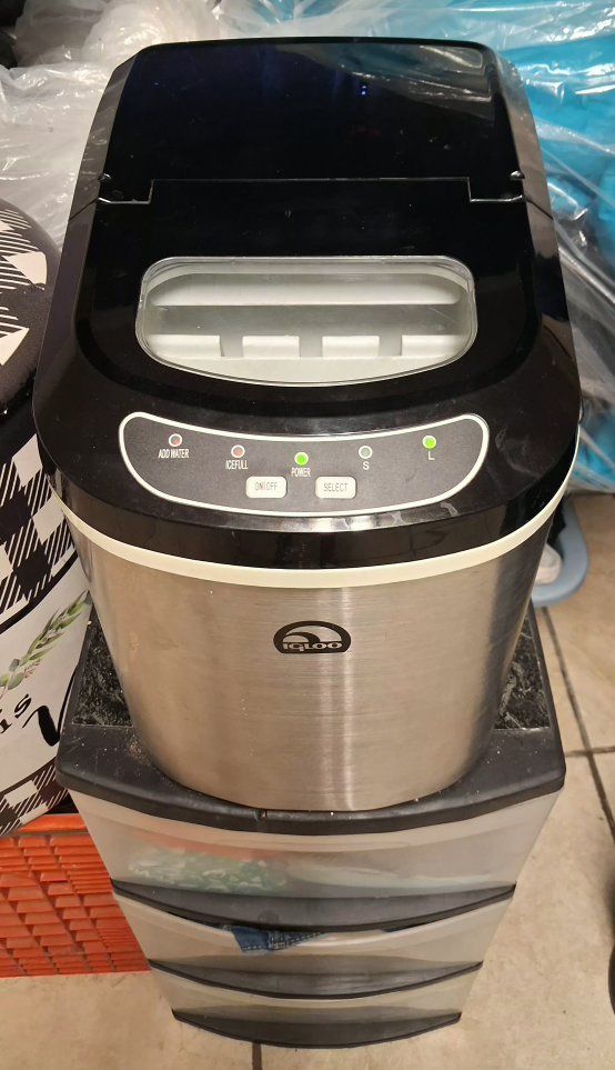 Igloo ICE105 Portable Electronic Ice Maker Stainless Steel