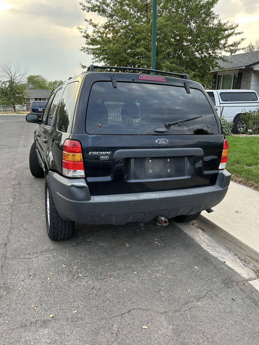 2003 Ford Escape Base