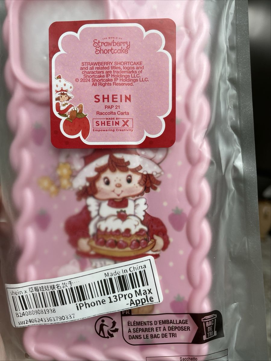 Iphone 13pro Max Apple Strawberry Shortcake Case