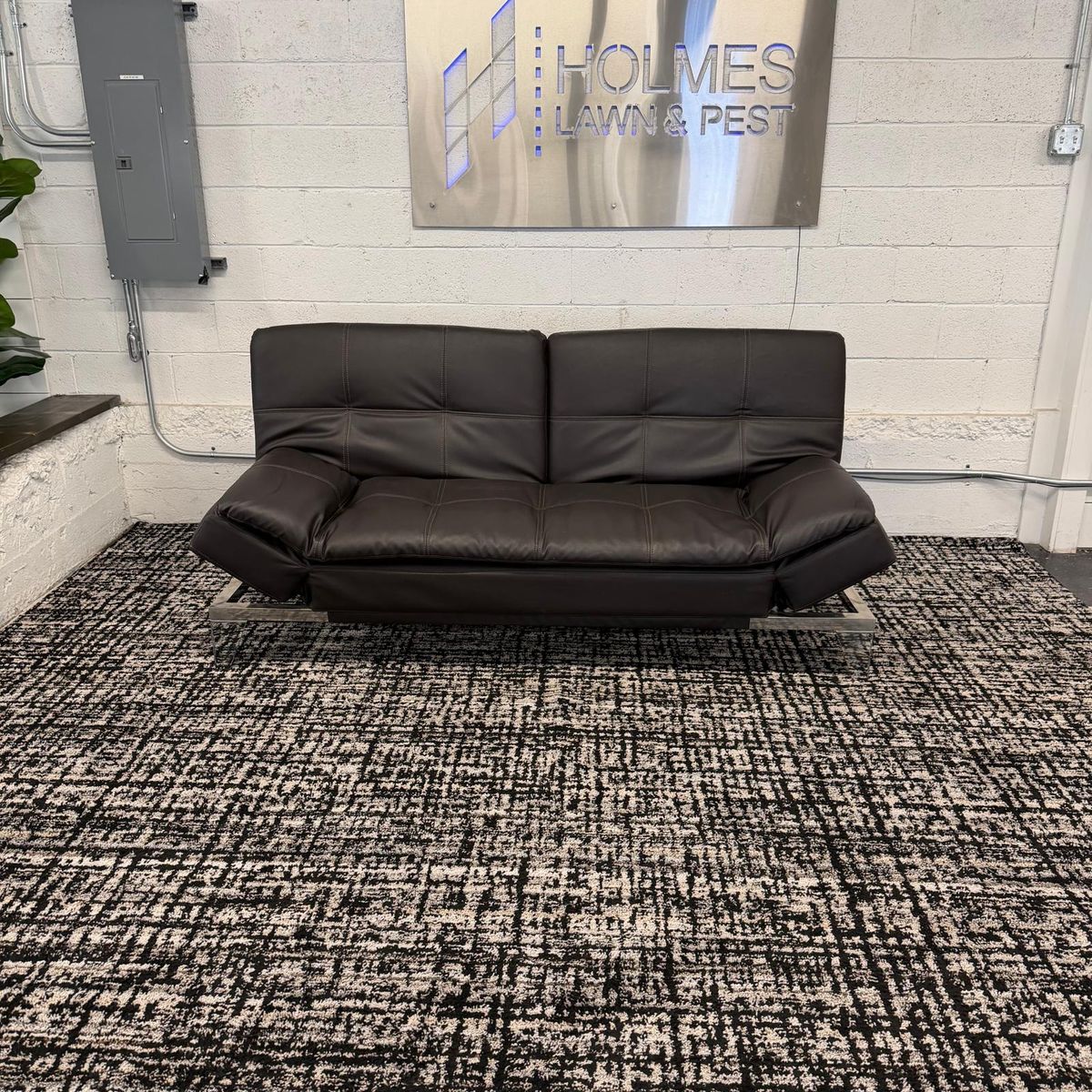 COSTCO LIFESTYLE PARKLANE SOLUTIONS EUROLOUNGER!!