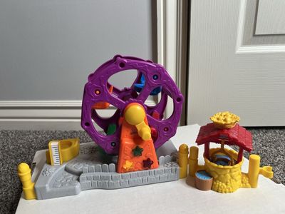 Fisher price little people toy Ferris wheel